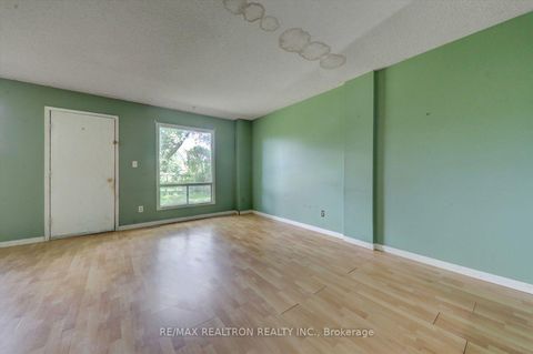Photo 8 at 105 - 10 Livonia Place, Morningside, Toronto