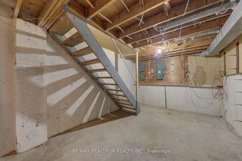 Photo 30 at 105 - 10 Livonia Place, Morningside, Toronto