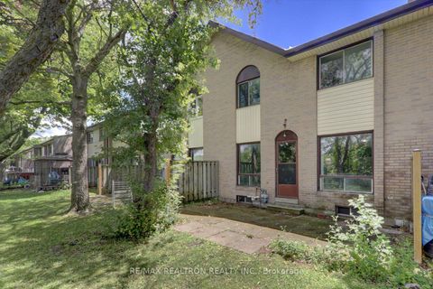 Photo 32 at 105 - 10 Livonia Place, Morningside, Toronto