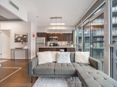 Photo 9 at 918 - 169 Fort York Boulevard, Niagara, Toronto