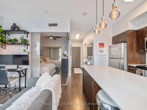 Photo 11 at 918 - 169 Fort York Boulevard, Niagara, Toronto