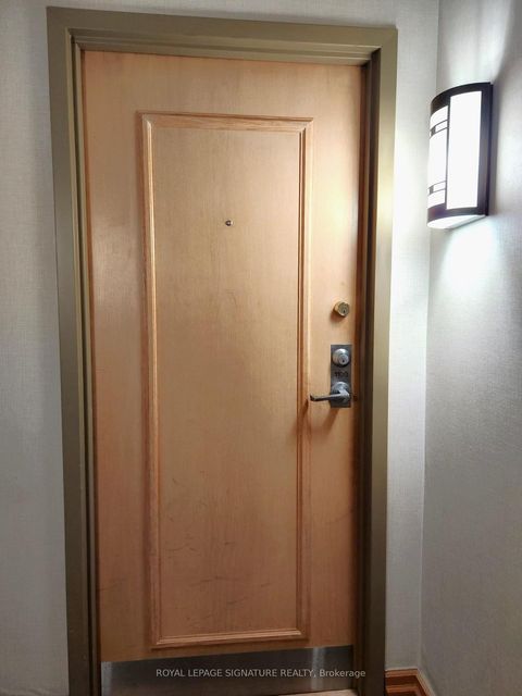 Photo 1 at 1103 - 5 Concorde Place, Don Mills, Toronto