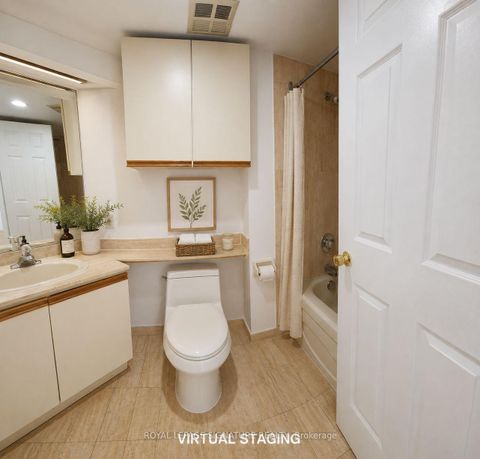 Photo 11 at 1103 - 5 Concorde Place, Don Mills, Toronto
