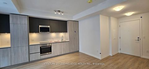 Photo 4 at 913 - 8 WIDMER Street, Waterfront Communities C1, Toronto