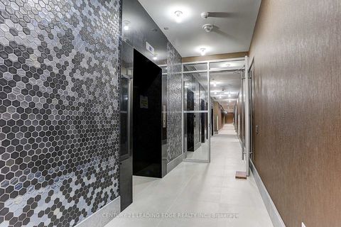 Photo 12 at 913 - 8 WIDMER Street, Waterfront Communities C1, Toronto