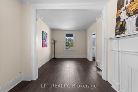 Photo 6 at 52 Parkside Drive E, Queen's Park, Barrie