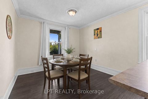 Photo 9 at 52 Parkside Drive E, Queen's Park, Barrie