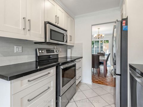 Photo 9 at 388 Handley Crescent, Central Newmarket, Newmarket