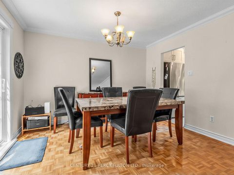Photo 13 at 388 Handley Crescent, Central Newmarket, Newmarket