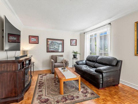 Photo 15 at 388 Handley Crescent, Central Newmarket, Newmarket