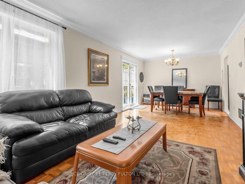 Photo 16 at 388 Handley Crescent, Central Newmarket, Newmarket