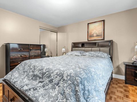 Photo 18 at 388 Handley Crescent, Central Newmarket, Newmarket