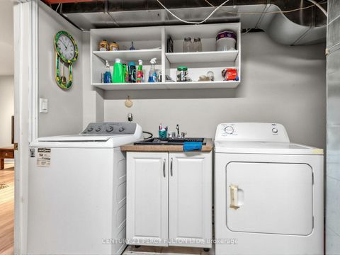 Photo 31 at 388 Handley Crescent, Central Newmarket, Newmarket