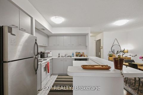 Photo 7 at 808 - 25 The Esplanade, Waterfront Communities C8, Toronto
