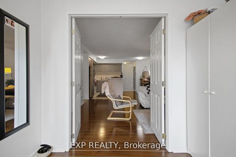 Photo 13 at 808 - 25 The Esplanade, Waterfront Communities C8, Toronto
