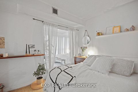 Photo 16 at 808 - 25 The Esplanade, Waterfront Communities C8, Toronto