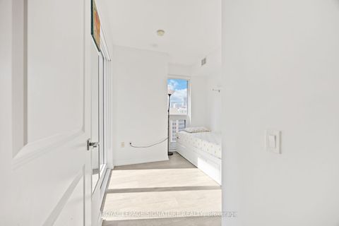 Photo 23 at 1725 - 251 Jarvis Street, Yonge Corridor, Toronto