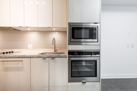 Photo 8 at 705 - 115 Blue Jays Way, Waterfront Communities C1, Toronto