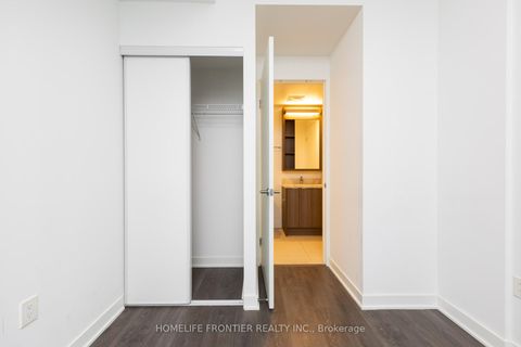 Photo 12 at 705 - 115 Blue Jays Way, Waterfront Communities C1, Toronto