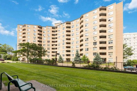 Photo 1 at 407 - 260 Davis Drive, Central Newmarket, Newmarket