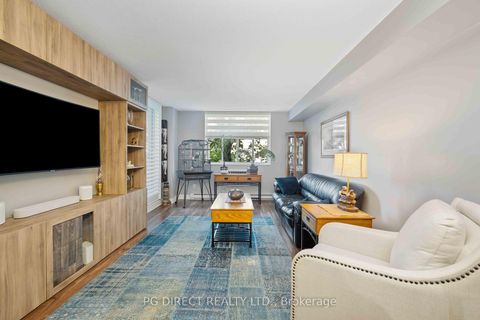 Photo 10 at 407 - 260 Davis Drive, Central Newmarket, Newmarket