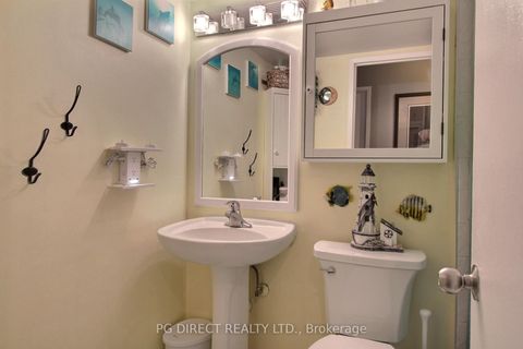 Photo 14 at 407 - 260 Davis Drive, Central Newmarket, Newmarket