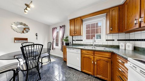 Photo 10 at 18 Richbell Street, Brownridge, Vaughan