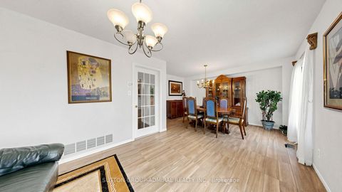 Photo 16 at 18 Richbell Street, Brownridge, Vaughan