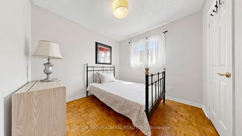Photo 25 at 18 Richbell Street, Brownridge, Vaughan