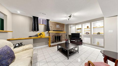 Photo 32 at 18 Richbell Street, Brownridge, Vaughan