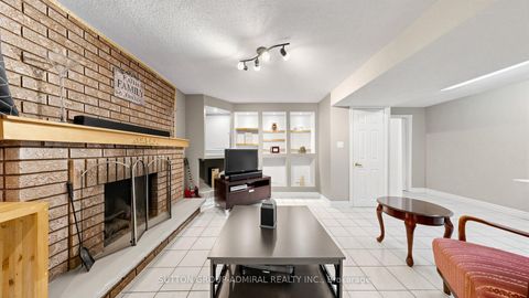 Photo 33 at 18 Richbell Street, Brownridge, Vaughan