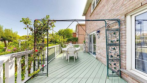 Photo 41 at 18 Richbell Street, Brownridge, Vaughan