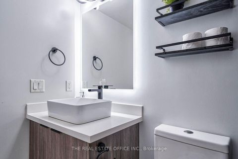 Photo 12 at 3905 - 15 Fort York Boulevard, Waterfront Communities C1, Toronto