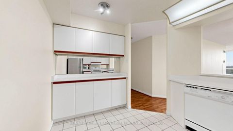 Photo 19 at 802 - 1121 Steeles Avenue W, Branson, Toronto