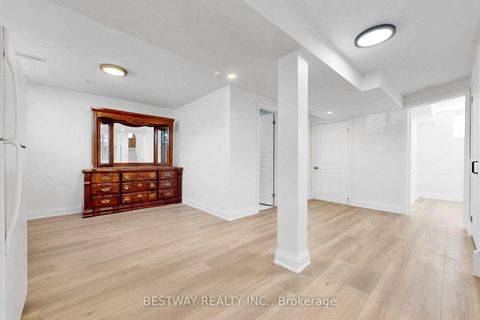 Photo 31 at 37 Victory Drive, CFB, Toronto