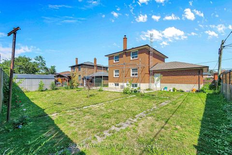 Photo 42 at 37 Victory Drive, CFB, Toronto