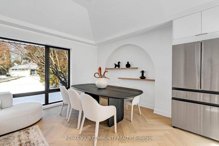 Photo 14 at 35 Geraldton Crescent, Bayview Village, Toronto