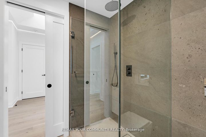 Photo 25 at 35 Geraldton Crescent, Bayview Village, Toronto