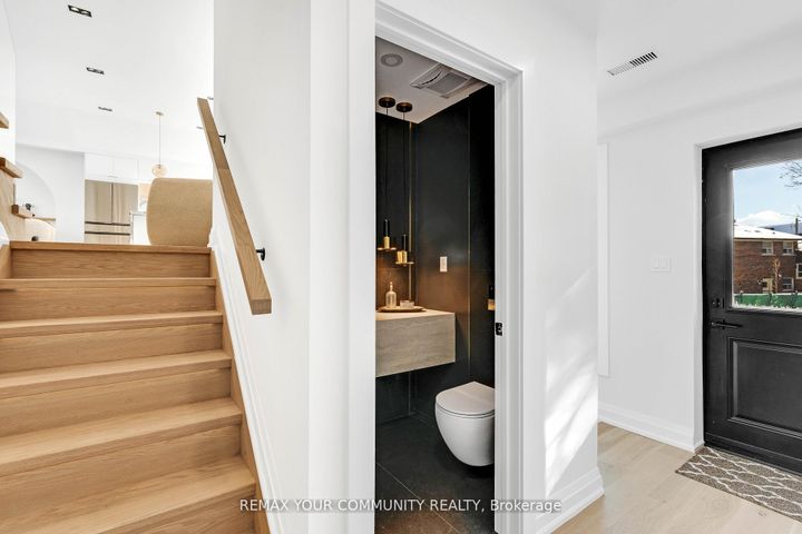 Photo 30 at 35 Geraldton Crescent, Bayview Village, Toronto