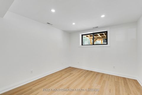 Photo 36 at 35 Geraldton Crescent, Bayview Village, Toronto
