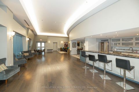 Photo 34 at 707 - 550 Queens Quay W, Waterfront Communities C1, Toronto