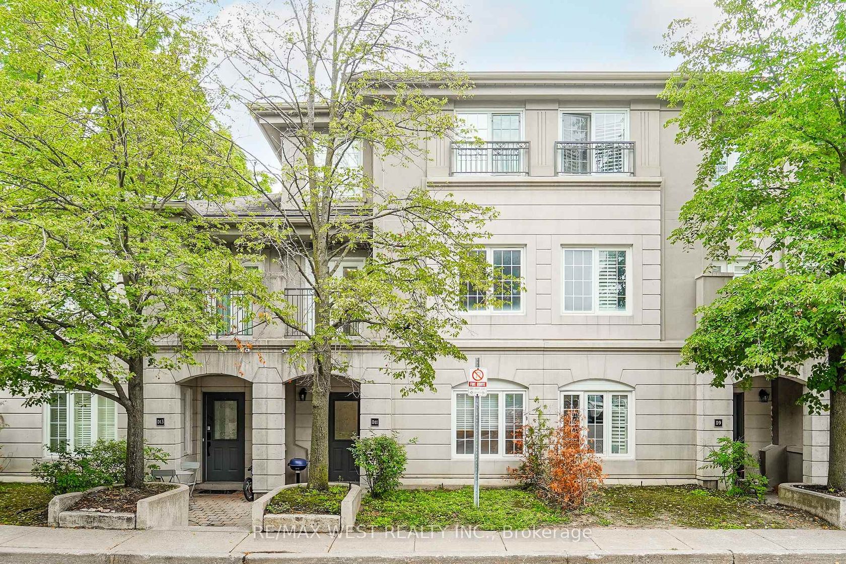 D11 - 108 Finch Avenue W, Newtonbrook West, Toronto photo 4