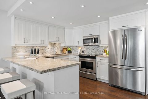 Photo 15 at 108 - 18 Lower Village Gate, Forest Hill South, Toronto