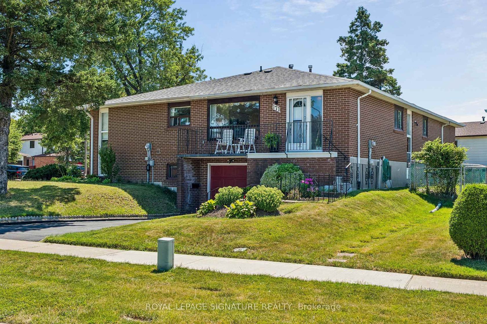 171 Petworth Crescent, Malvern West, Toronto 