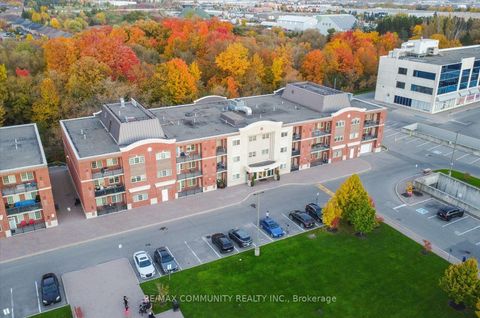 Photo 2 at 308 - 9431 Jane Street, Maple, Vaughan