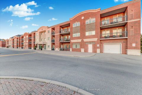 Photo 4 at 308 - 9431 Jane Street, Maple, Vaughan