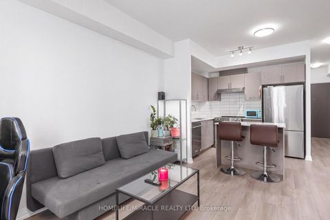 Photo 4 at 223 - 9000 Jane Street, Vellore Village, Vaughan
