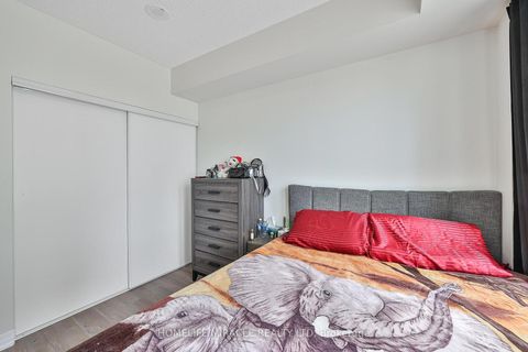 Photo 8 at 223 - 9000 Jane Street, Vellore Village, Vaughan