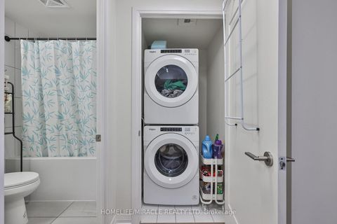 Photo 10 at 223 - 9000 Jane Street, Vellore Village, Vaughan