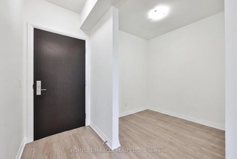 Photo 11 at 223 - 9000 Jane Street, Vellore Village, Vaughan